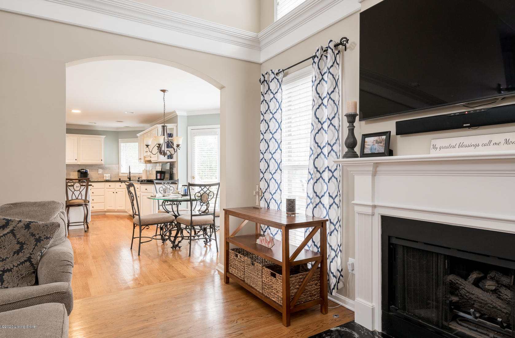 14032 Spring Mill Road Louisville, KY 40245 - Photo 7 of 42 Great natural light