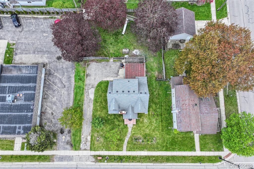 317 East Grand River Road Fowlerville, MI 48836 - Photo 31 of 35