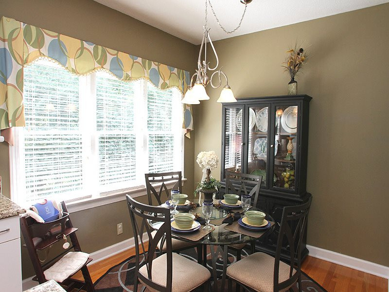 4109 Starboard Court Raleigh, NC 27613 - Photo 6 of 25 Breakfast Room