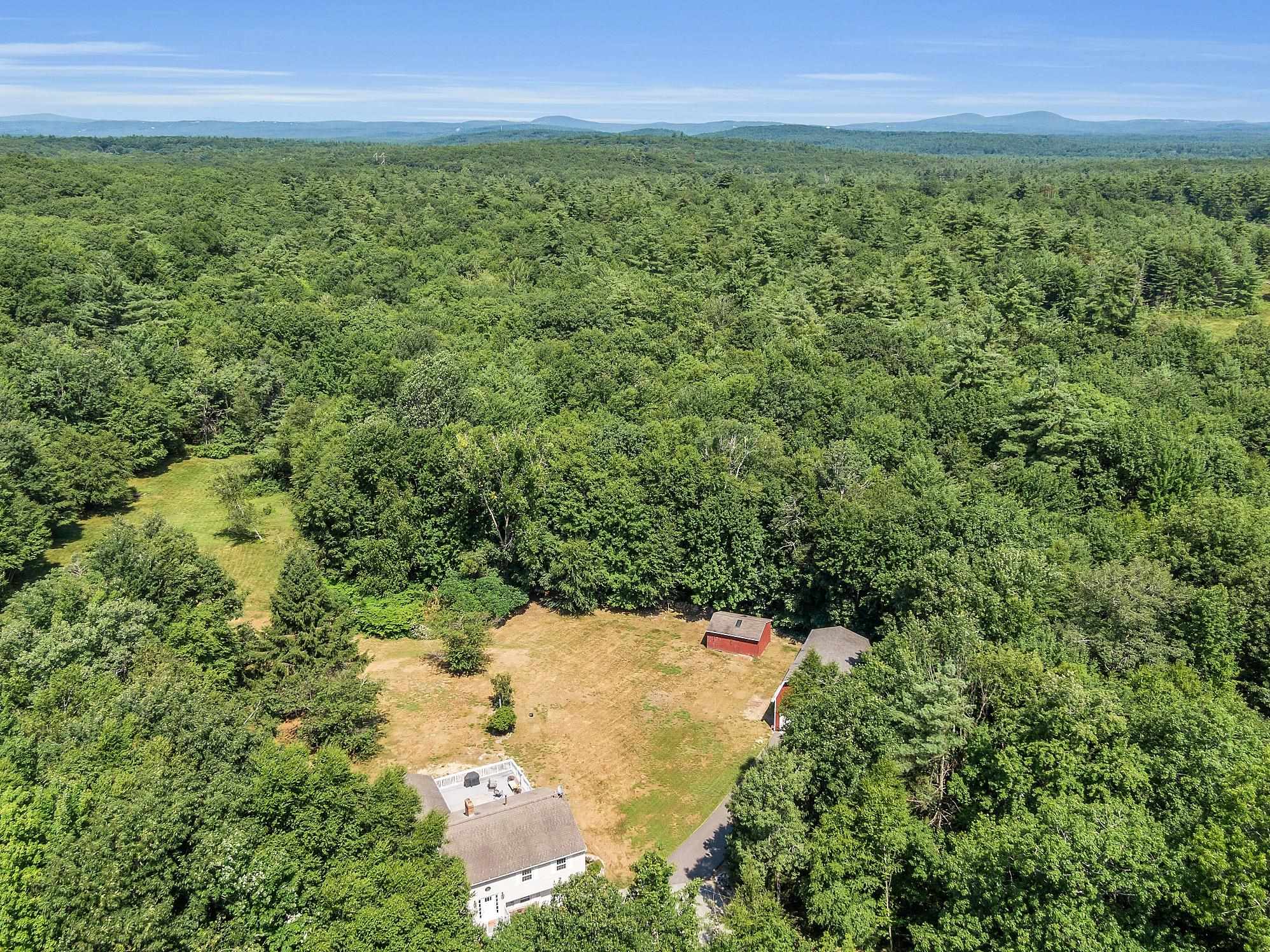 93 Naticook Road Merrimack, NH 03054 - Photo 27 of 39