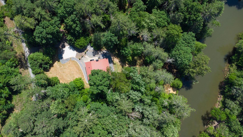 400 Matrix Circle Ellijay, GA 30540 - Photo 2 of 46