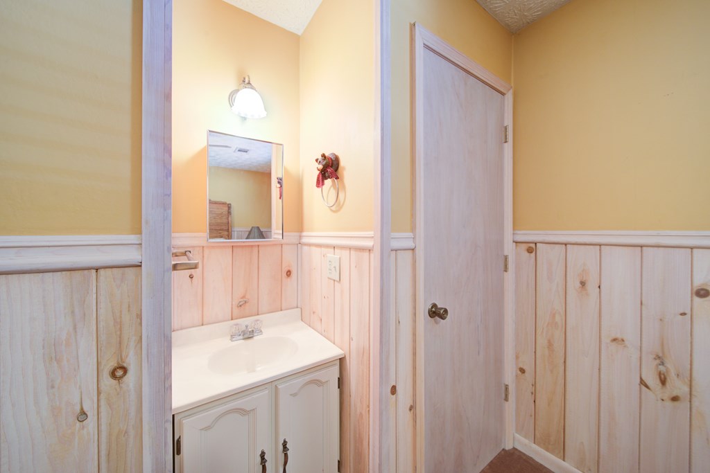 400 Matrix Circle Ellijay, GA 30540 - Photo 31 of 46