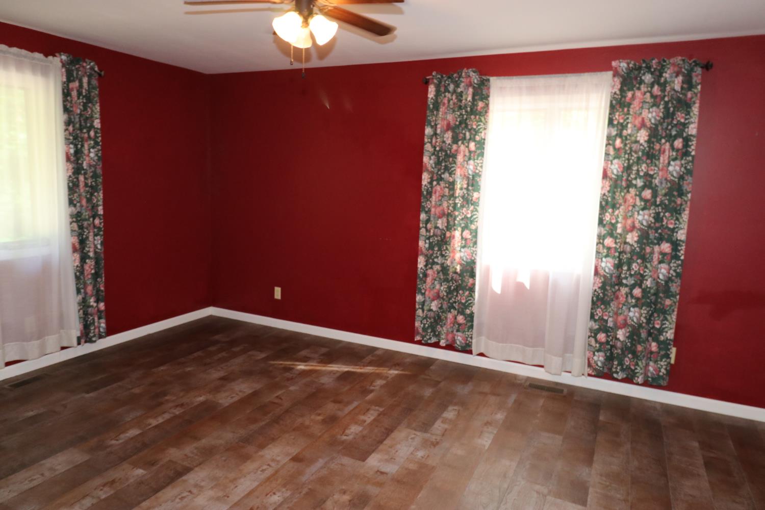 1134 County Line Road Batesville, IN 47006 - Photo 9 of 15 Gallery Image 9
