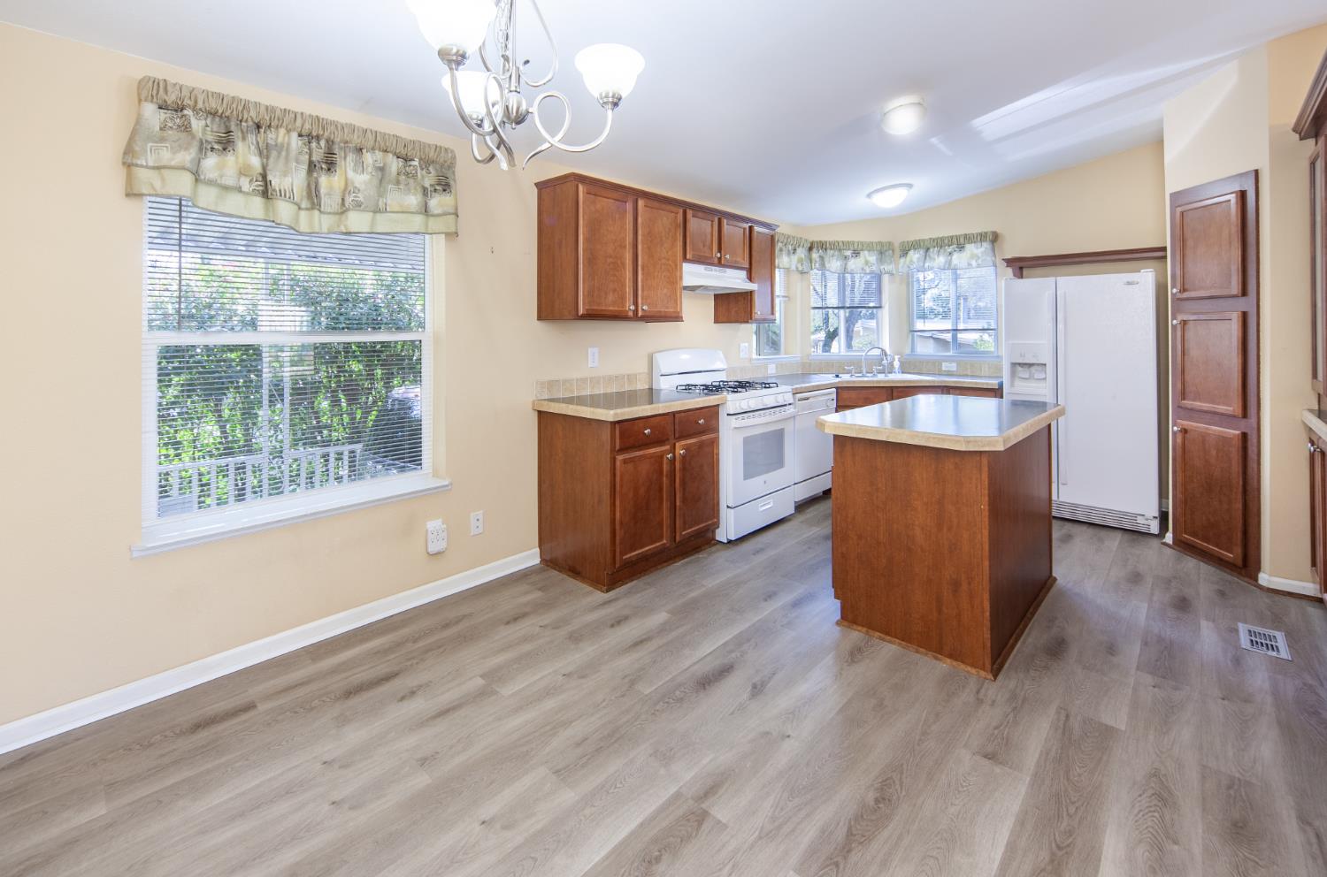 1281 Pleasant Valley Road, Unit 31 Diamond Springs, CA 95619 - Photo 17 of 27