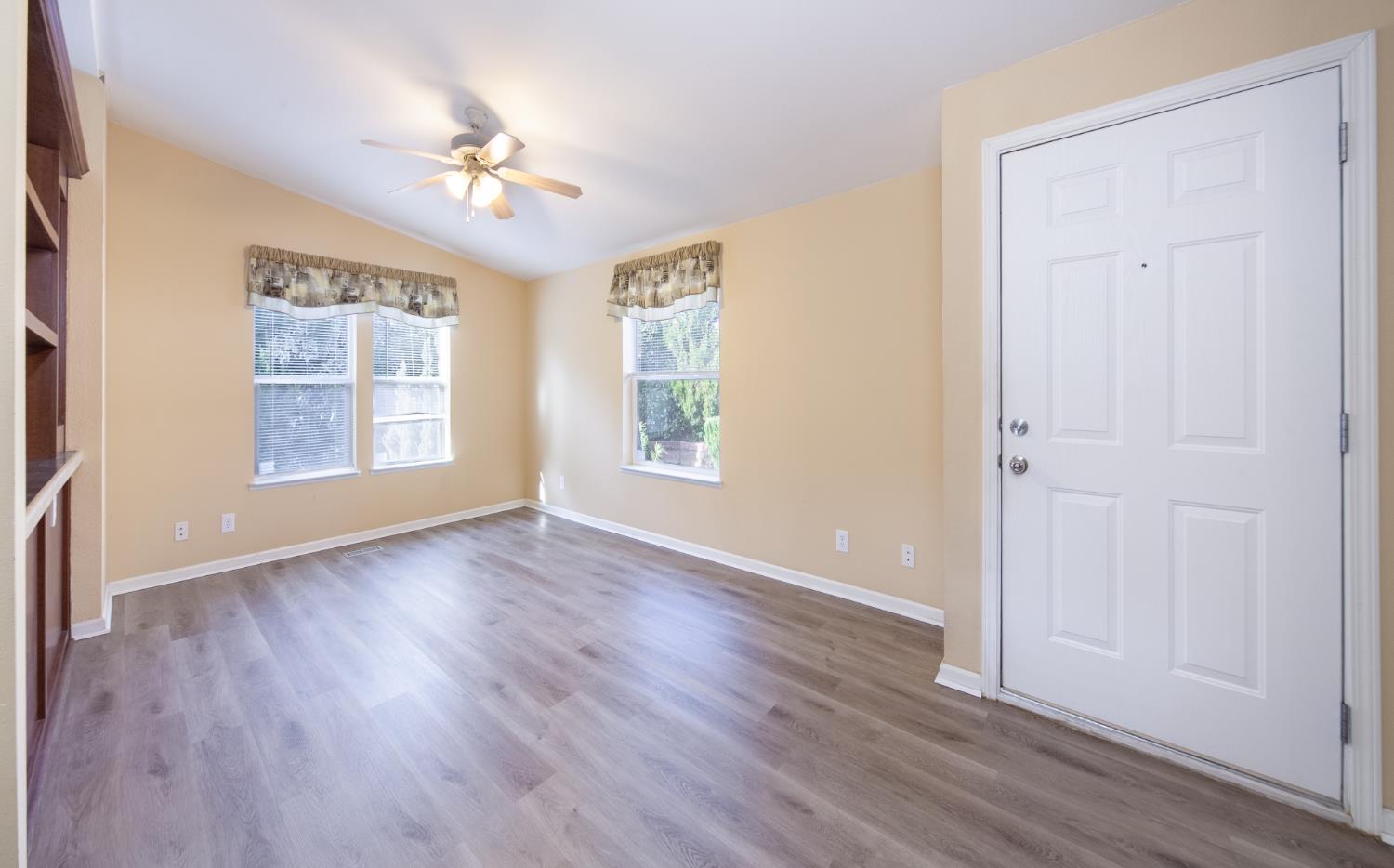 1281 Pleasant Valley Road, Unit 31 Diamond Springs, CA 95619 - Photo 4 of 27