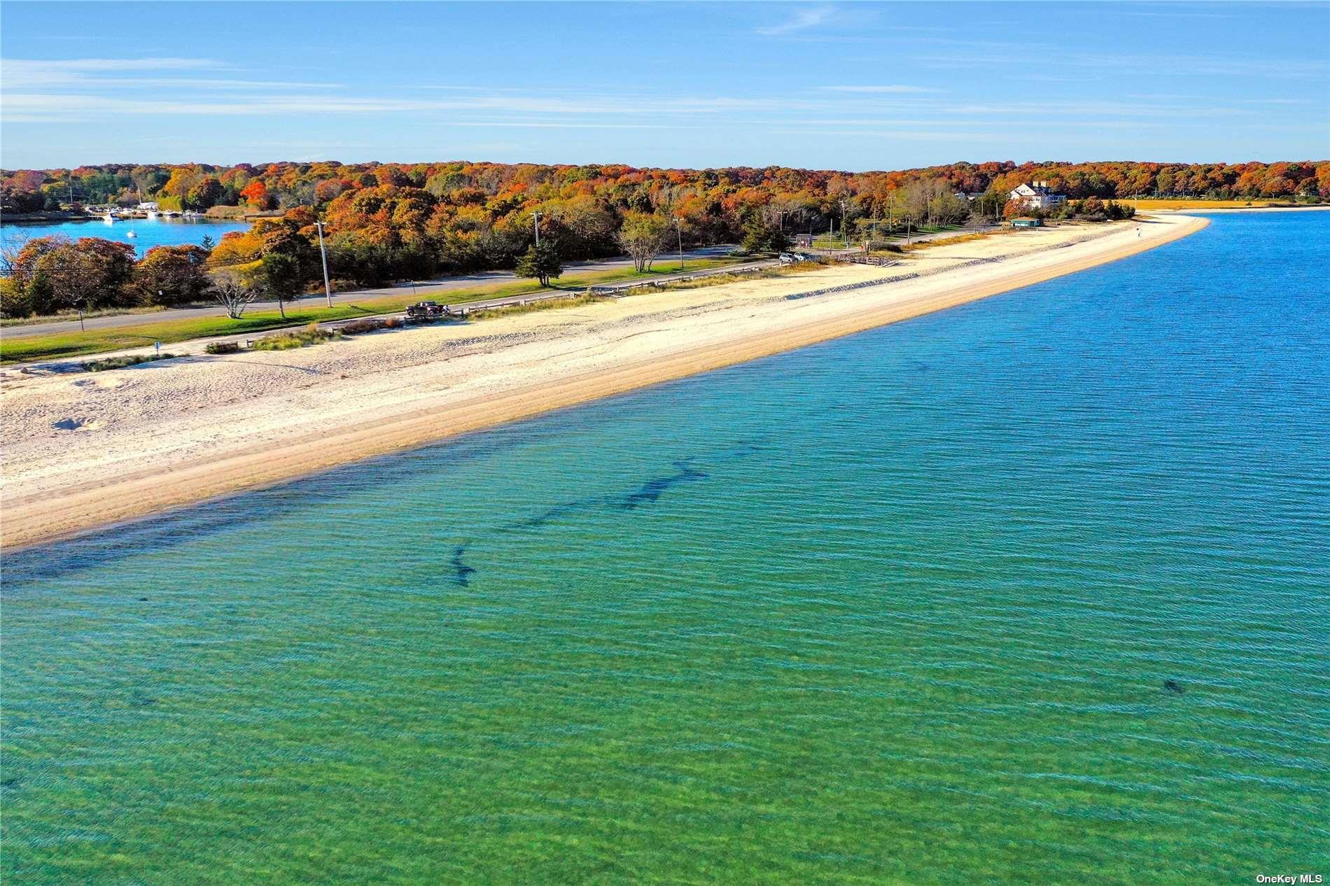 1600 Pine Tree Road Cutchogue, NY 11935 - Photo 31 of 32 Bay beach