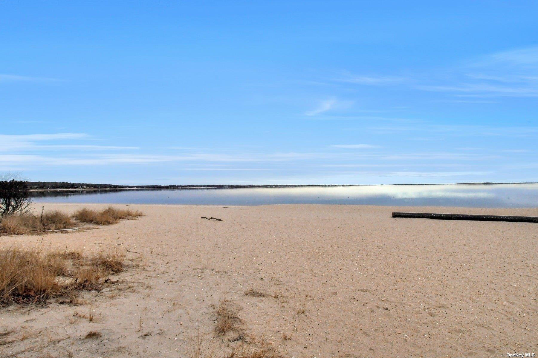 1600 Pine Tree Road Cutchogue, NY 11935 - Photo 32 of 32 Bay beach