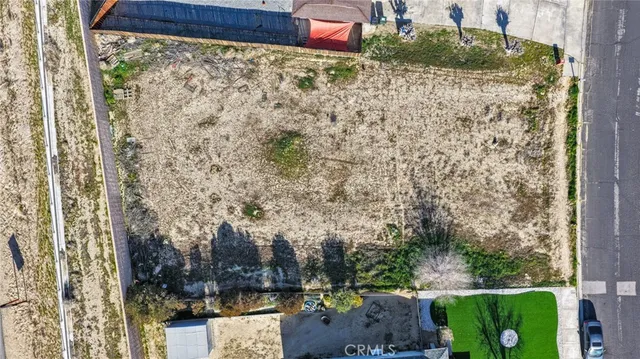 $70,000 | 15860 La Paz Drive, Victorville, CA 92395