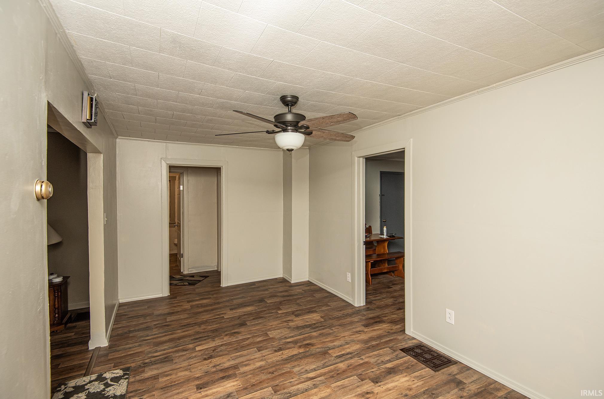 1301 Ridgeway Avenue Vincennes, IN 47591 - Photo 16 of 26 Gallery Image 16