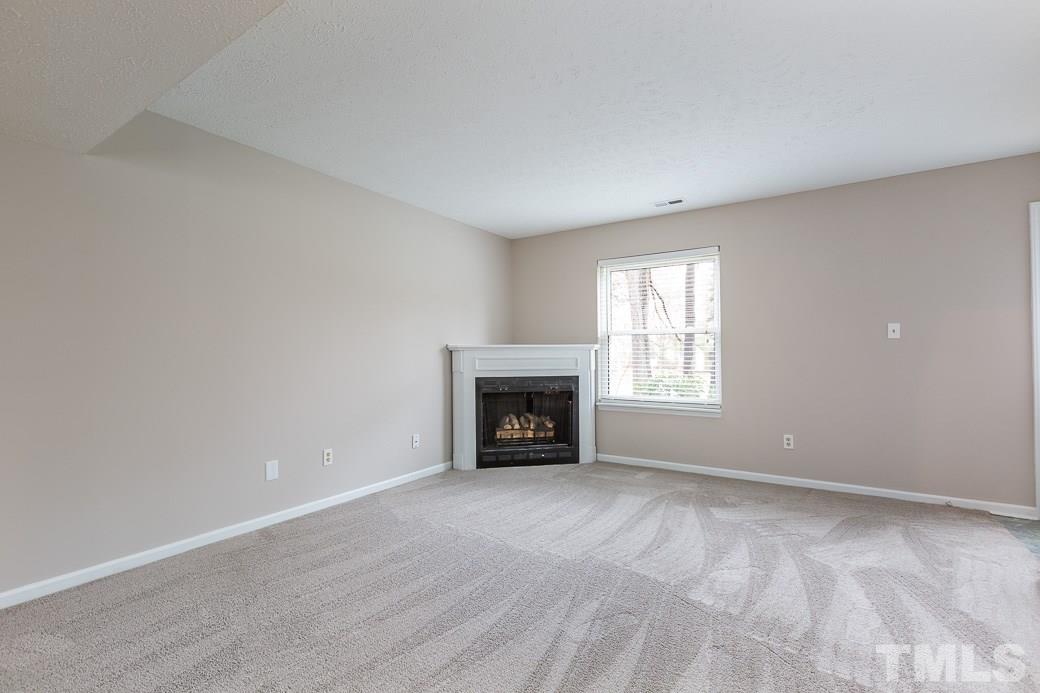 2424 Village Grove Road Raleigh, NC 27613 - Photo 5 of 22