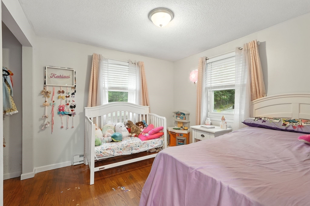 381 North Brook Road Springfield, MA 01119 - Photo 23 of 34