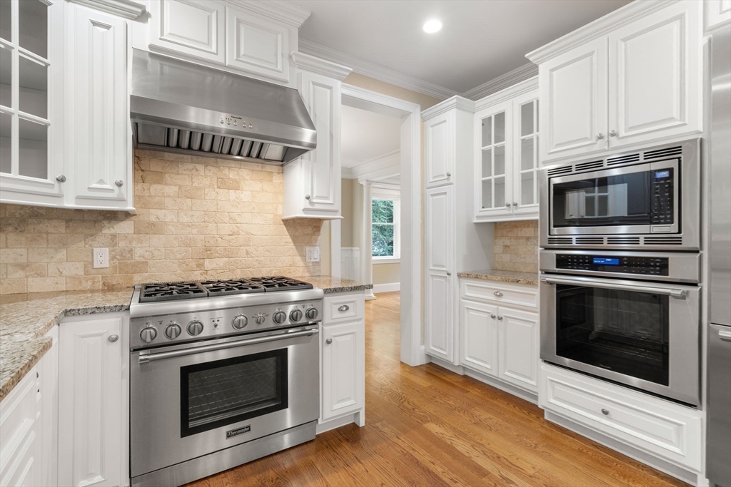 78 Hunnewell Street Wellesley, MA 02481 - Photo 17 of 42