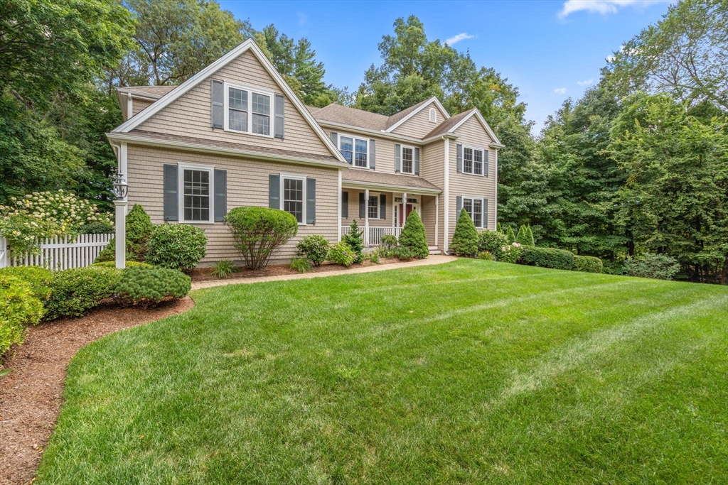 78 Hunnewell Street Wellesley, MA 02481 - Photo 8 of 42