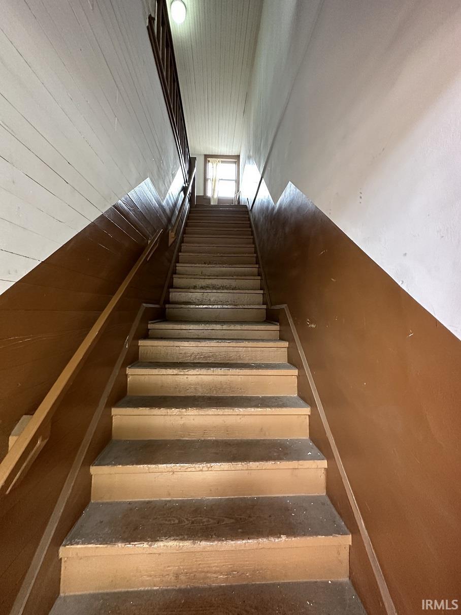 322 West 3rd Street Bloomington, IN 47404 - Photo 26 of 35