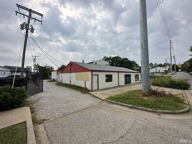 $1,500,000 | 322 West 3rd Street, Bloomington, IN 47404