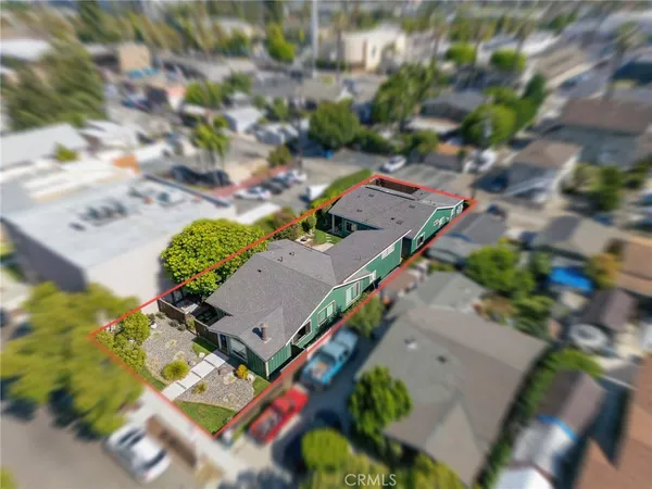 $1,450,000 | 422 West Amerige Avenue, Fullerton, CA 92832