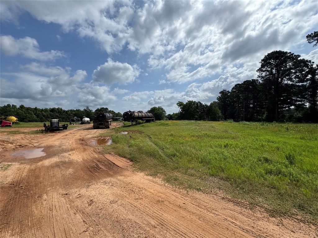 7262 County Road Carthage, TX 75633 - Photo 13 of 39