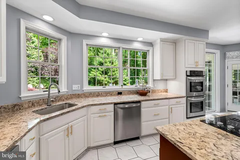$939,000 | 18 Wesley Woods Court, Kingsville, MD 21087