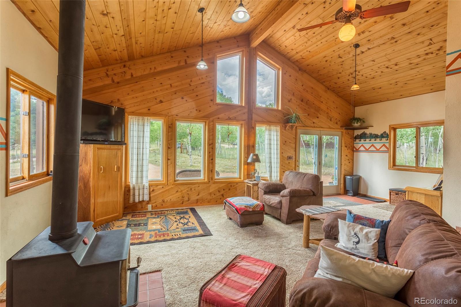 135 Louis Road Bailey, CO 80421 - Photo 3 of 29 Gallery Image 3