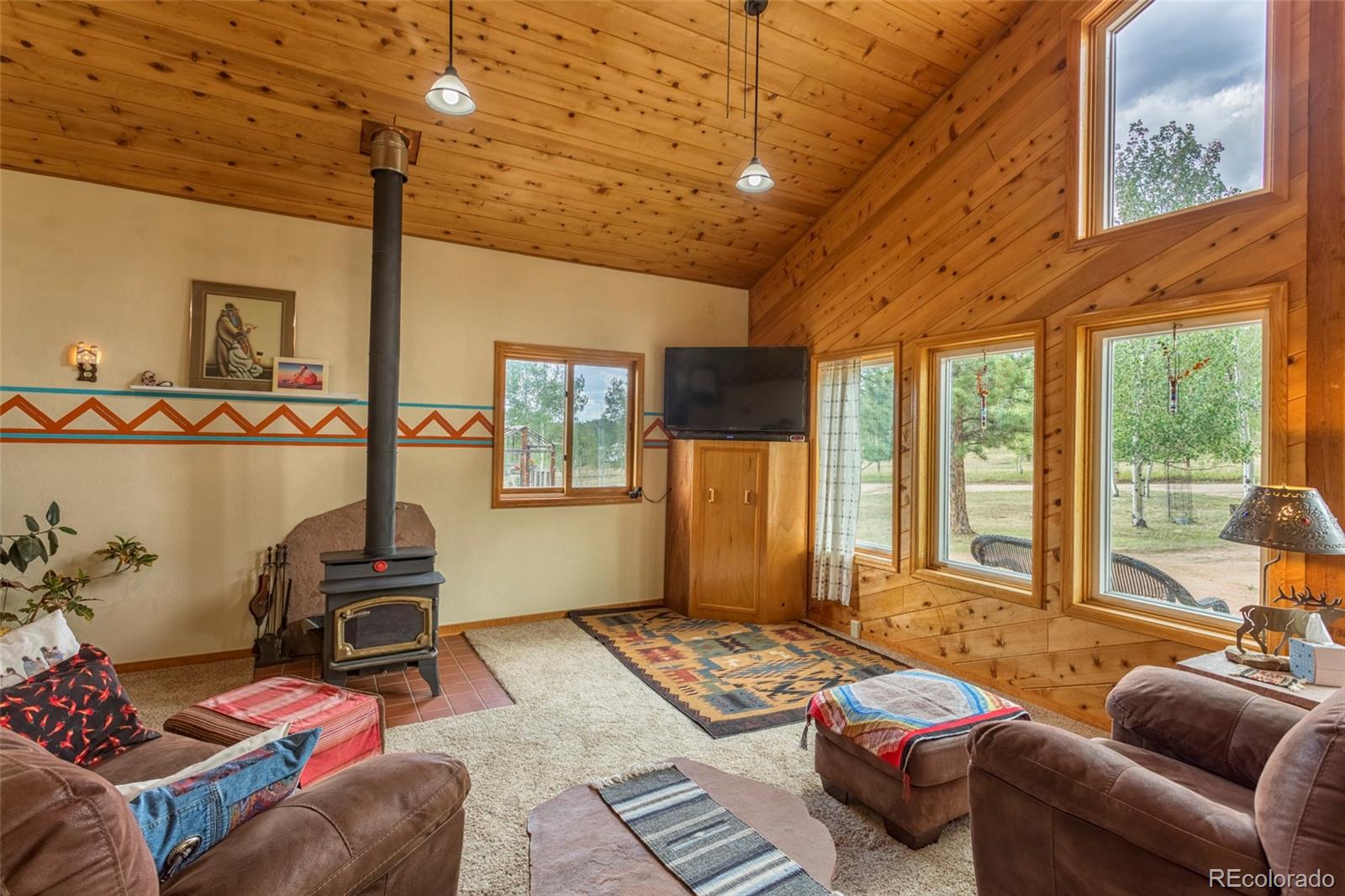 135 Louis Road Bailey, CO 80421 - Photo 4 of 29 Gallery Image 4