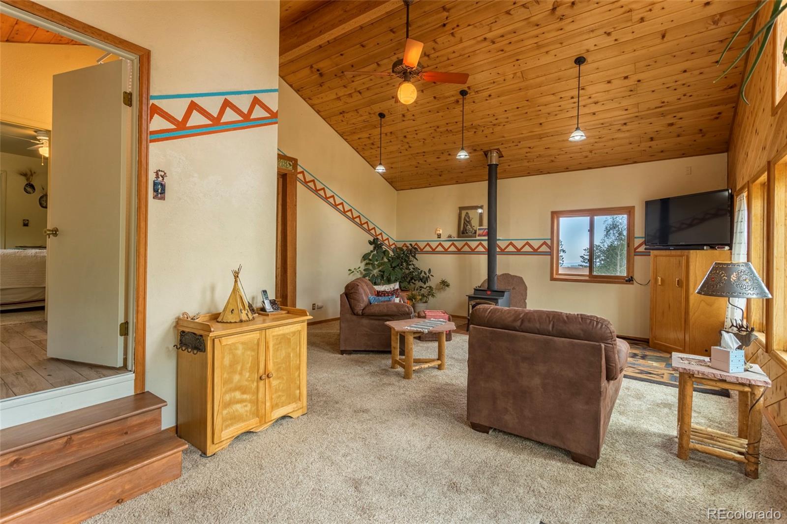 135 Louis Road Bailey, CO 80421 - Photo 5 of 29 Gallery Image 5