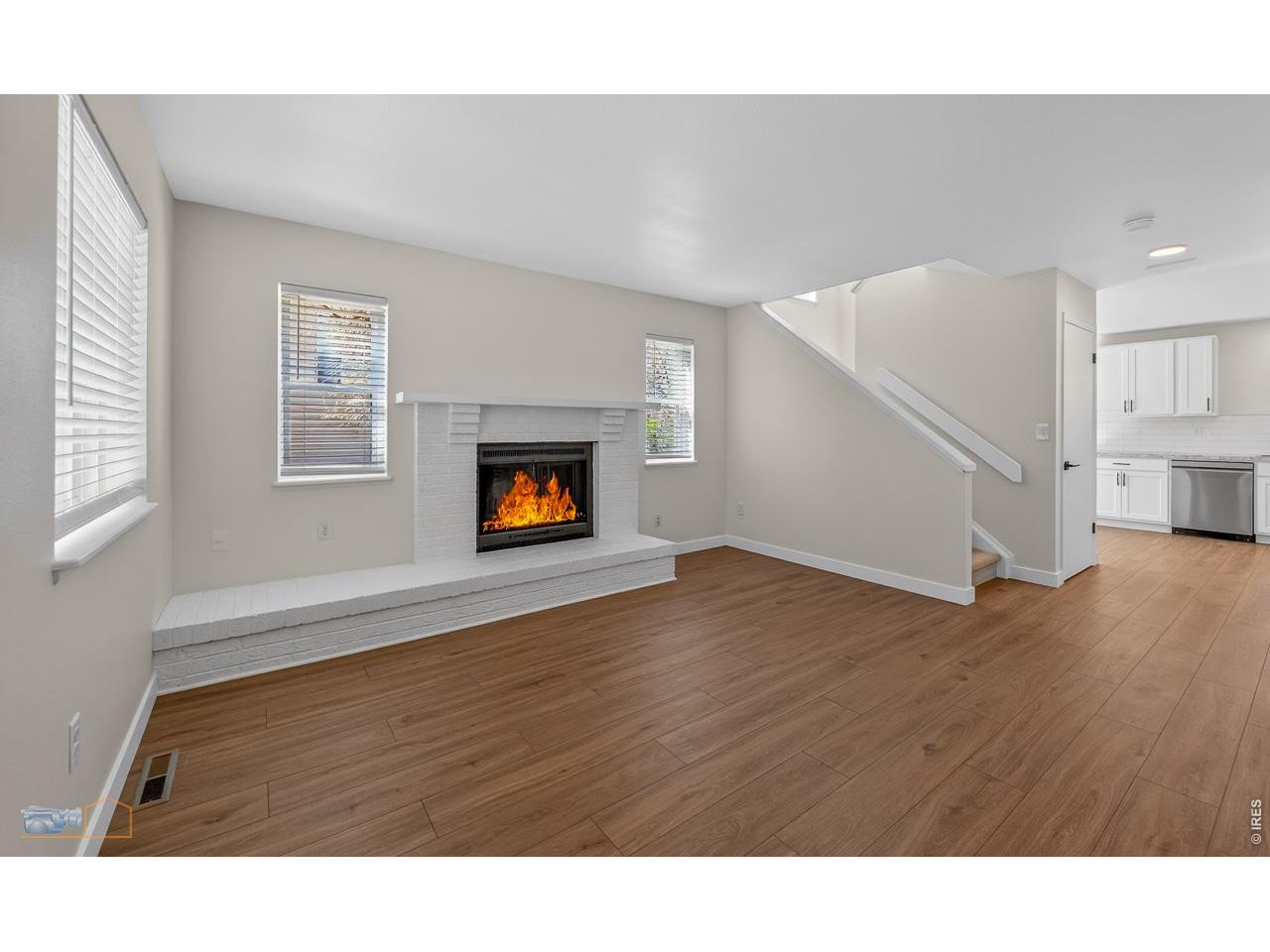 4641 Portside Way Boulder, CO 80301 - Photo 8 of 42 Living Room