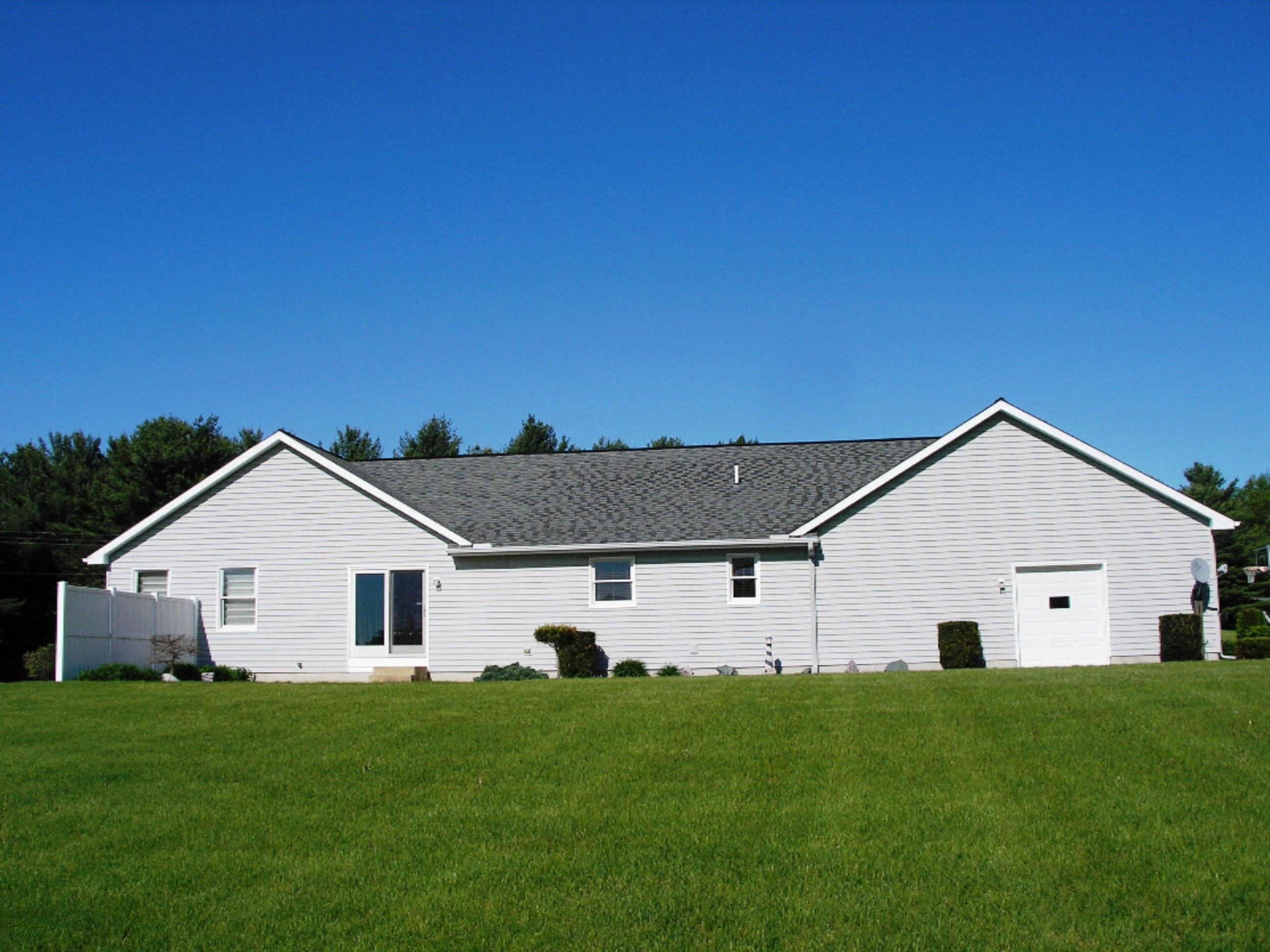 63198 Youngs Prairie Road Constantine, MI 49042 - Photo 3 of 47 63198 Youngs Prairie Rd 046