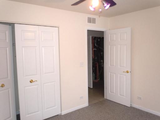 554 Prestwick Lane Wheeling, IL 60090 - Photo 13 of 16 wooden floor in an empty room