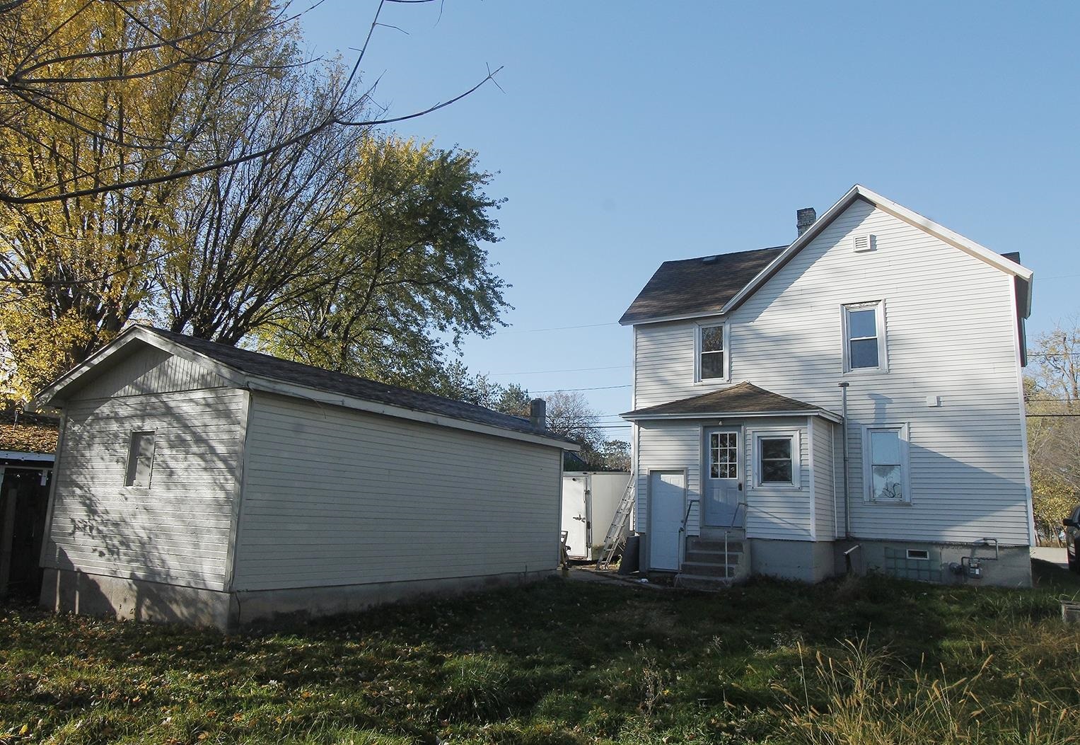 72 Main Street Montello, WI 53949 - Photo 2 of 36