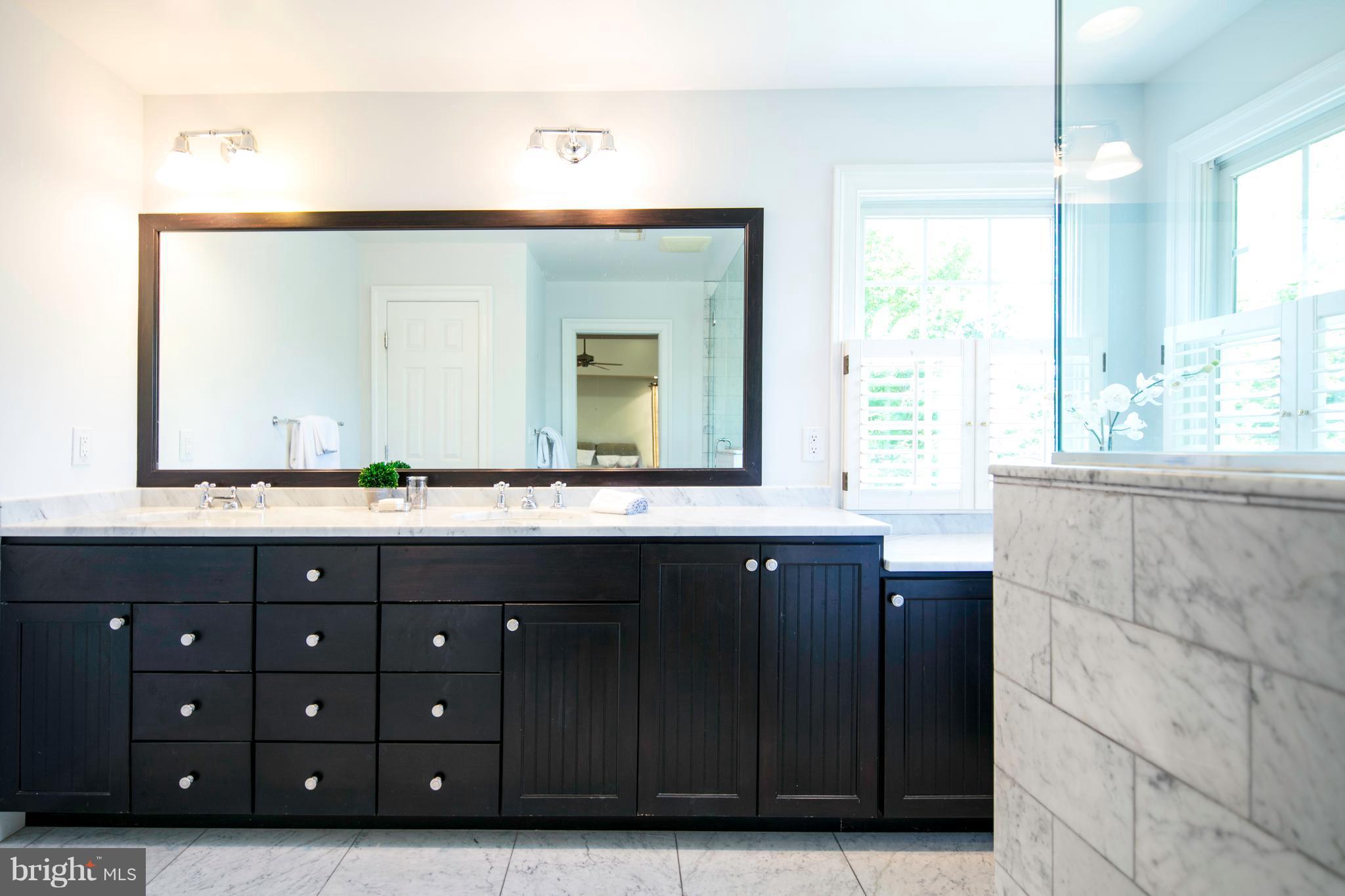 5309 Cushing Place Northwest Washington, DC 20016 - Photo 17 of 30 Bath (Master)