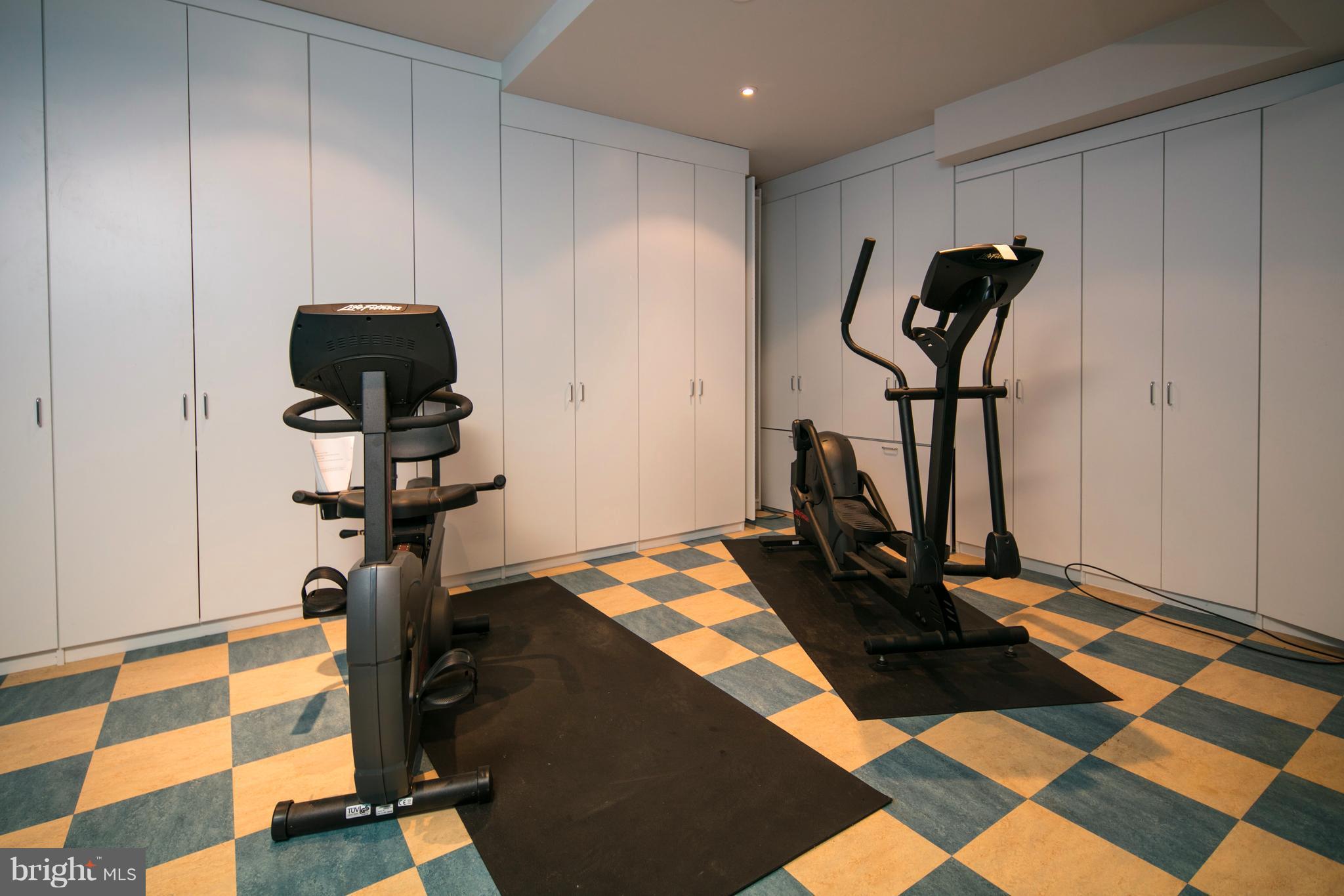 5309 Cushing Place Northwest Washington, DC 20016 - Photo 26 of 30 Interior (General)