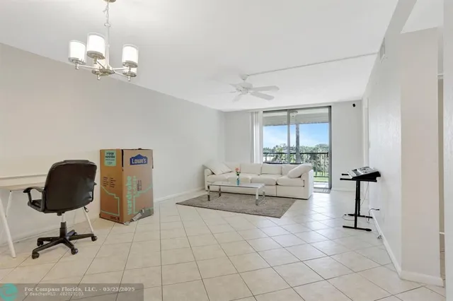 $299,000 | 2430 DC Country Club Boulevard, Unit 4012, Deerfield Beach, FL 33442