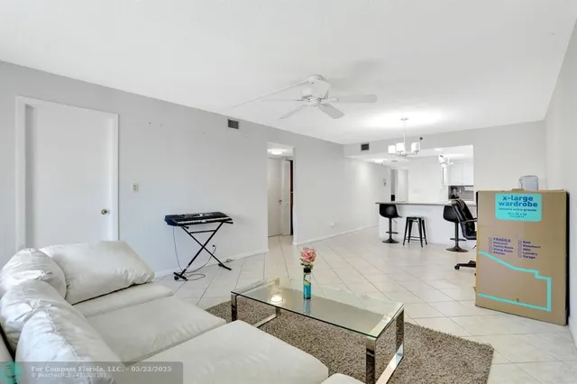 $299,000 | 2430 DC Country Club Boulevard, Unit 4012, Deerfield Beach, FL 33442