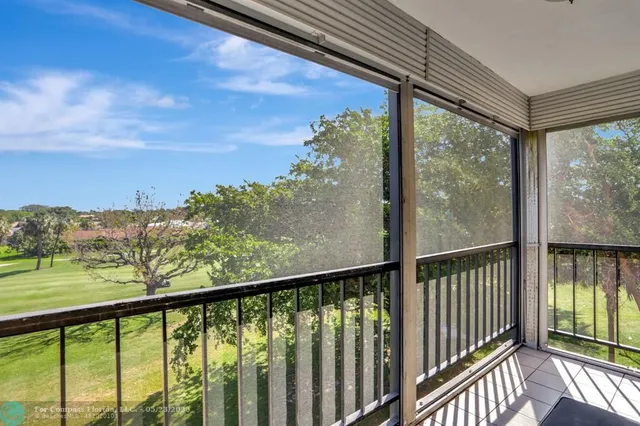 $299,000 | 2430 DC Country Club Boulevard, Unit 4012, Deerfield Beach, FL 33442