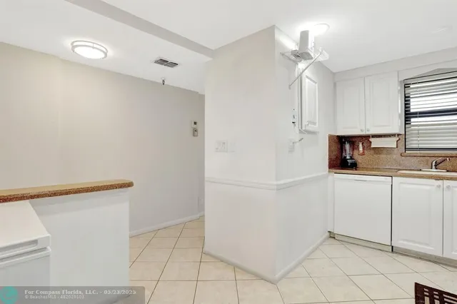 $299,000 | 2430 DC Country Club Boulevard, Unit 4012, Deerfield Beach, FL 33442