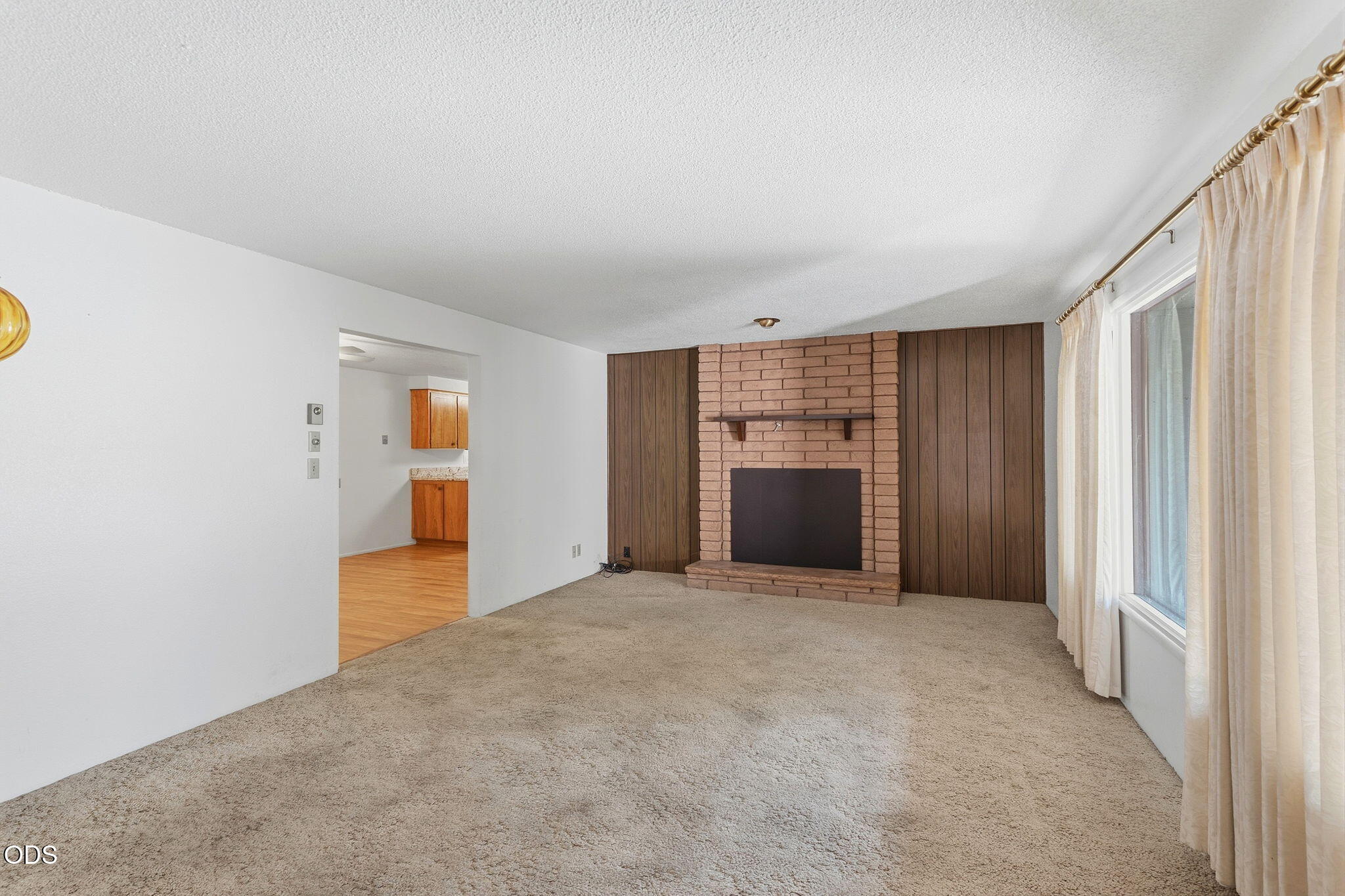 203 South Rose Street Phoenix, OR 97535 - Photo 9 of 43 Gallery Image 9