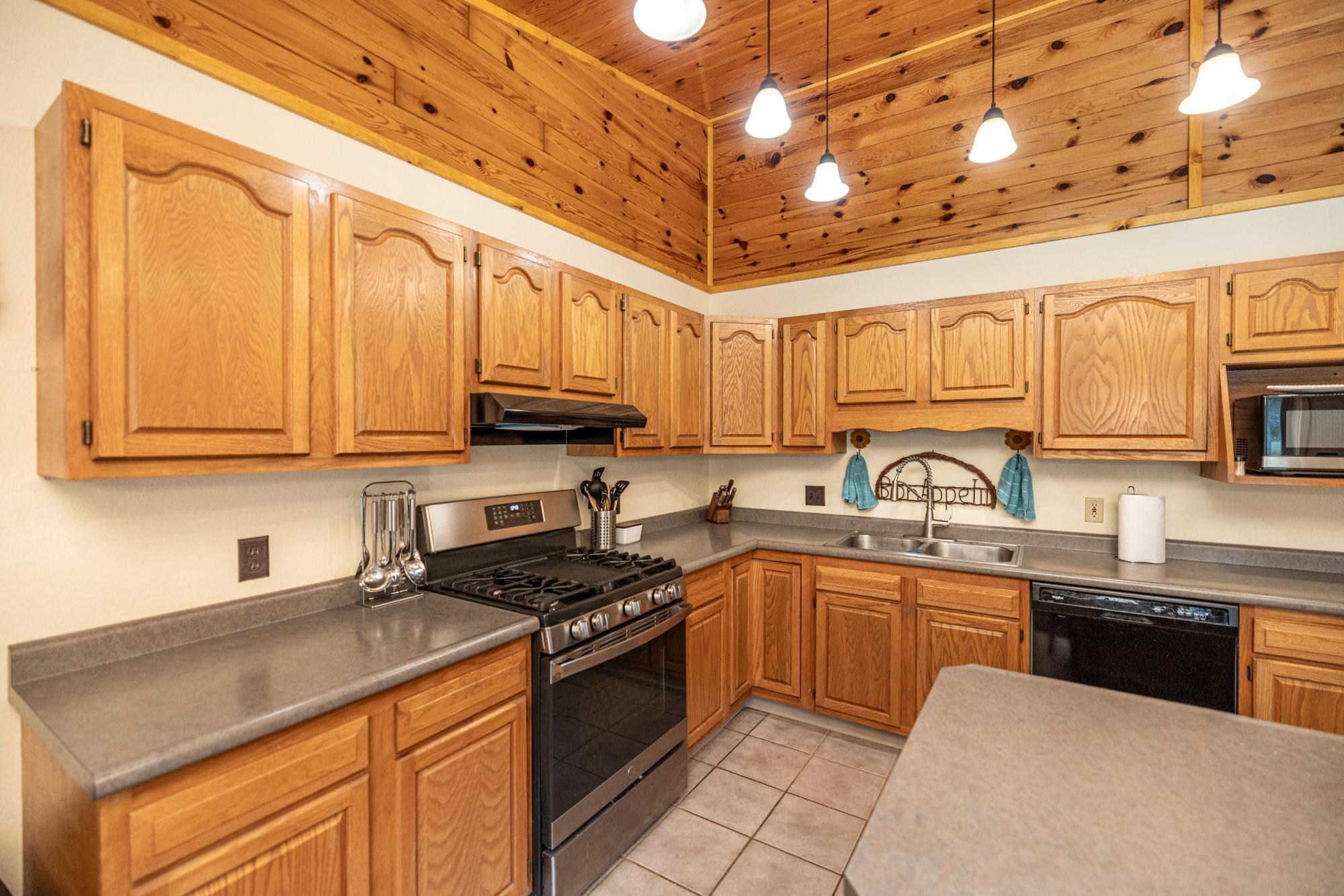 6334 Interlocken Road Hazelhurst, WI 54531 - Photo 6 of 39 Gallery Image 6