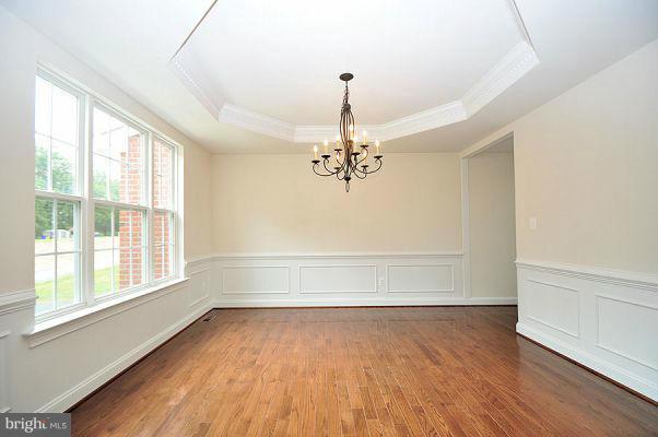 5013 Landing Road Elkridge, MD 21075 - Photo 2 of 27 Dining Room