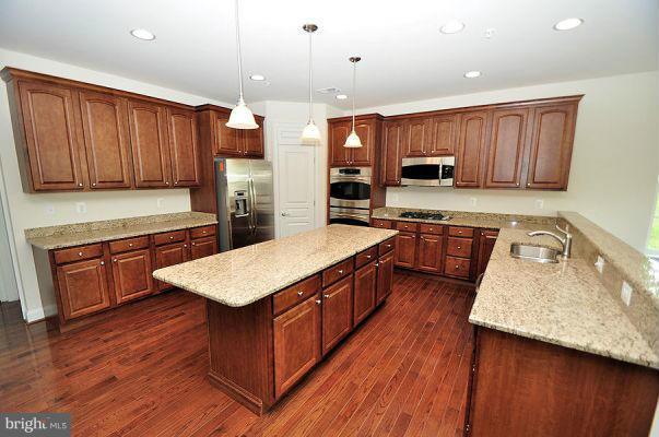 5013 Landing Road Elkridge, MD 21075 - Photo 5 of 27 Kitchen
