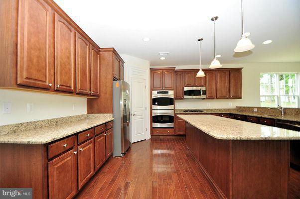 5013 Landing Road Elkridge, MD 21075 - Photo 7 of 27 Kitchen