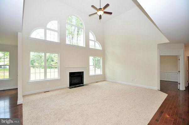 5013 Landing Road Elkridge, MD 21075 - Photo 10 of 27 Family Room