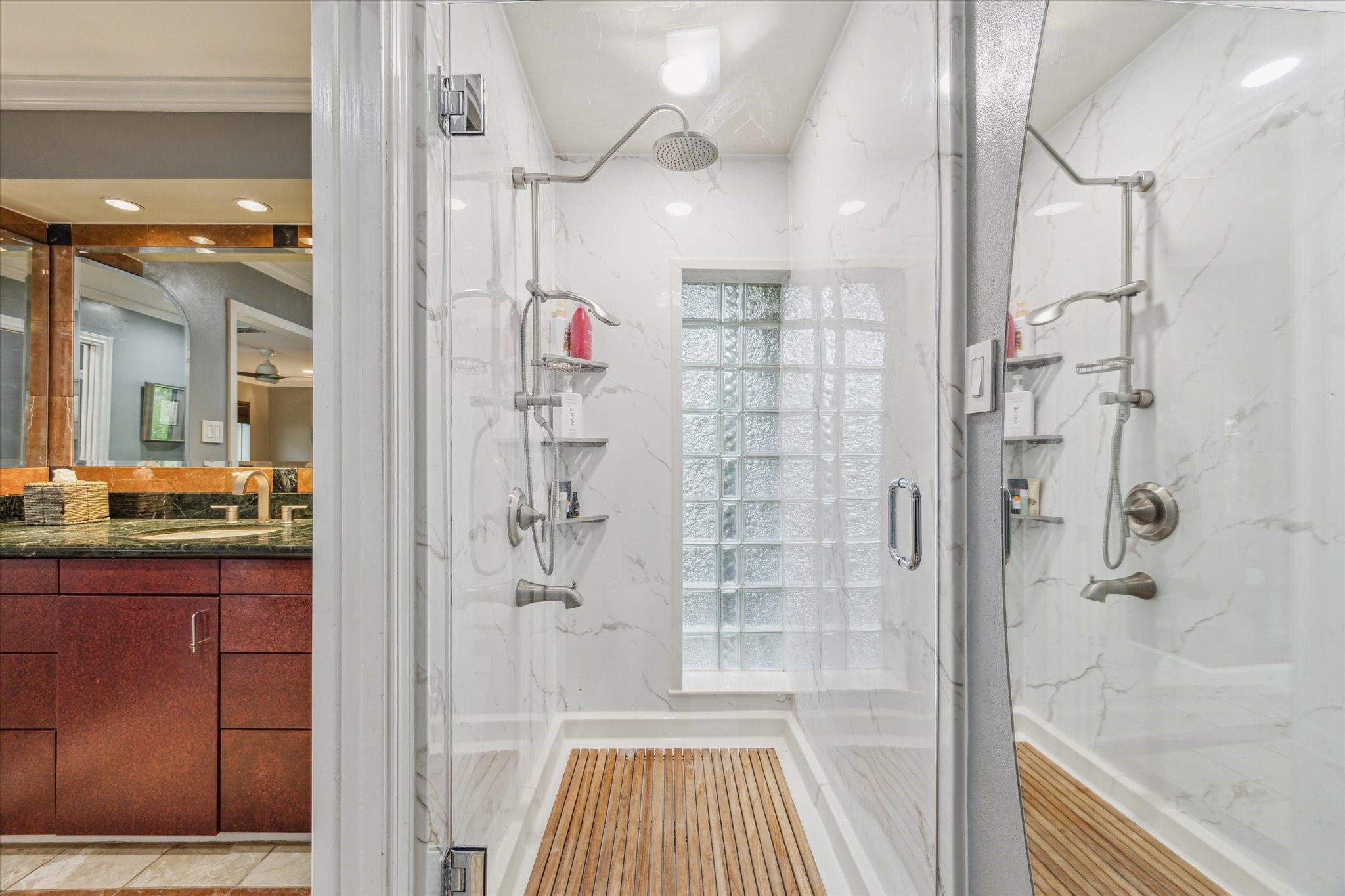 9006 Bonhomme Road Houston, TX 77074 - Photo 15 of 23