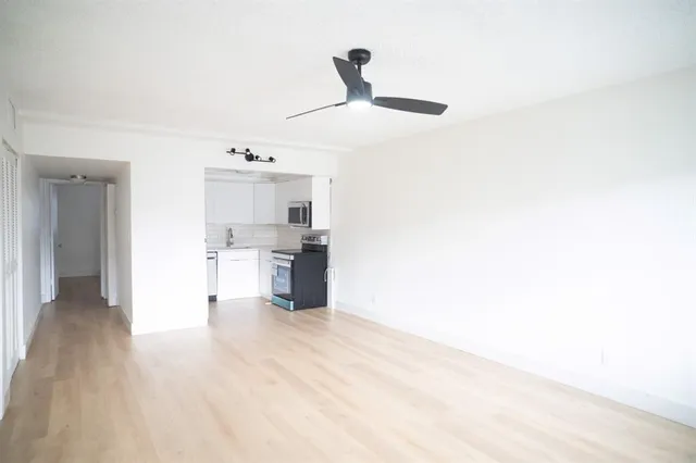 $234,999 | 701 Pine Drive, Unit 107, Pompano Beach, FL 33060