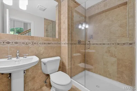 $949,900 | 18032 Turkey Bend Drive, Wildwood, MO 63038