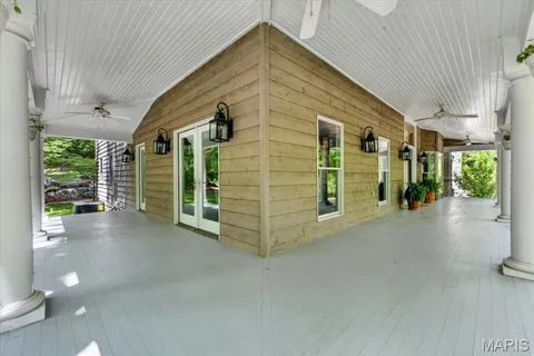 $949,900 | 18032 Turkey Bend Drive, Wildwood, MO 63038