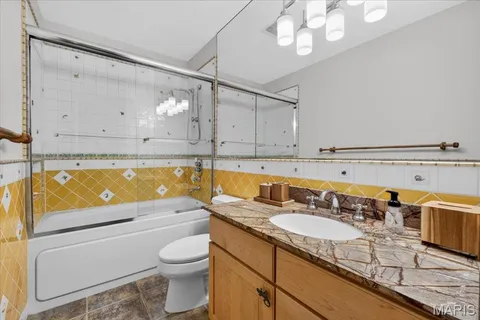 $949,900 | 18032 Turkey Bend Drive, Wildwood, MO 63038