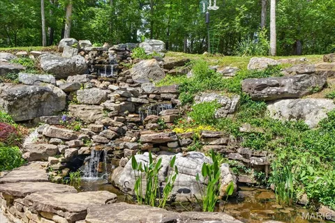 $949,900 | 18032 Turkey Bend Drive, Wildwood, MO 63038