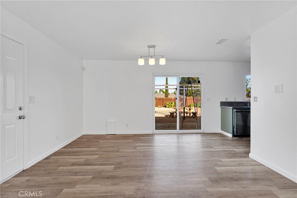 12696 Kiowa Road Apple Valley, CA 92308 - Photo 6 of 42