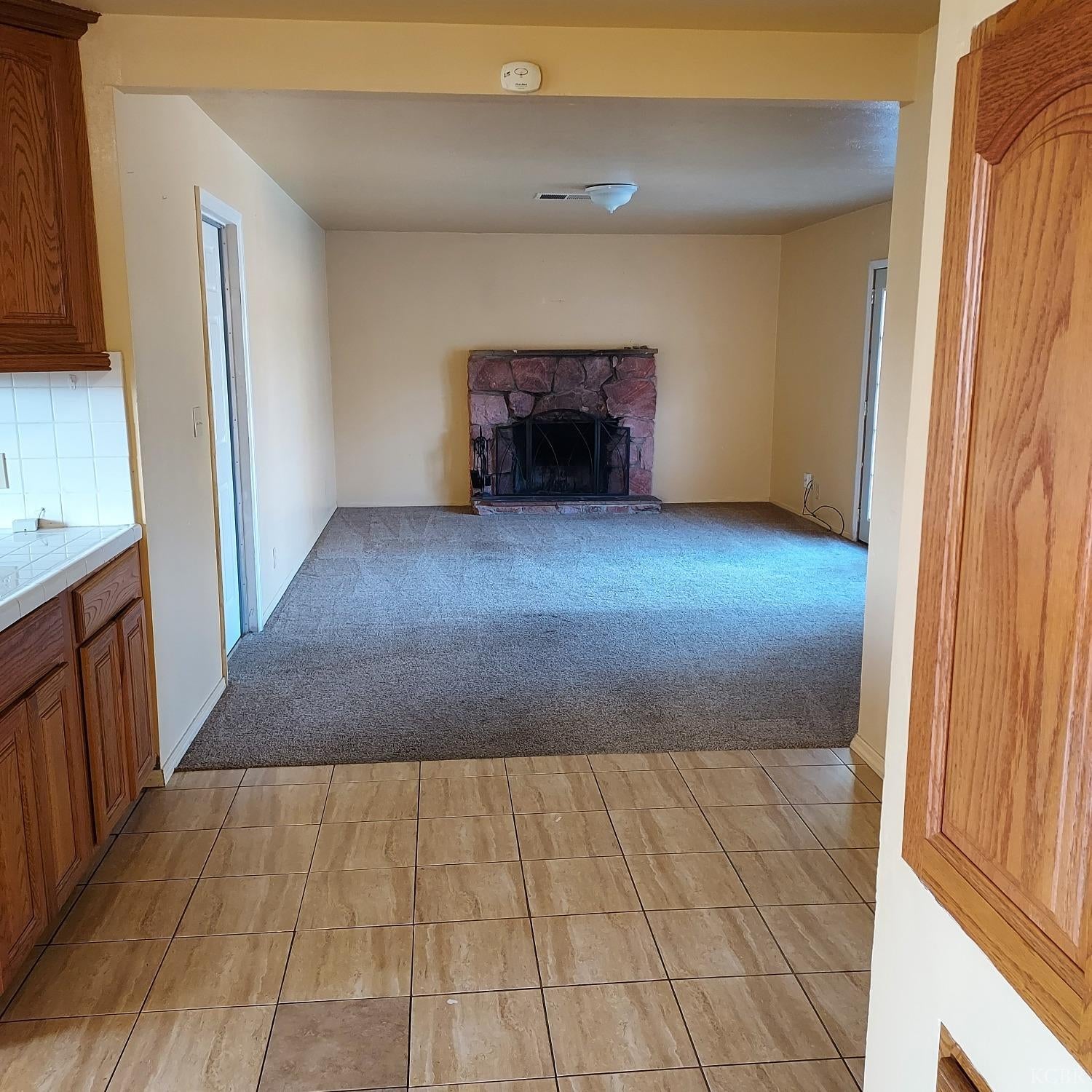 206 West Spring Lane Lemoore, CA 93245 - Photo 15 of 23 Gallery Image 15
