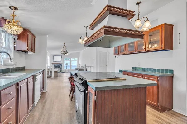 $135,000 | 1529 Angelique Street, St. Joseph, MO 64501